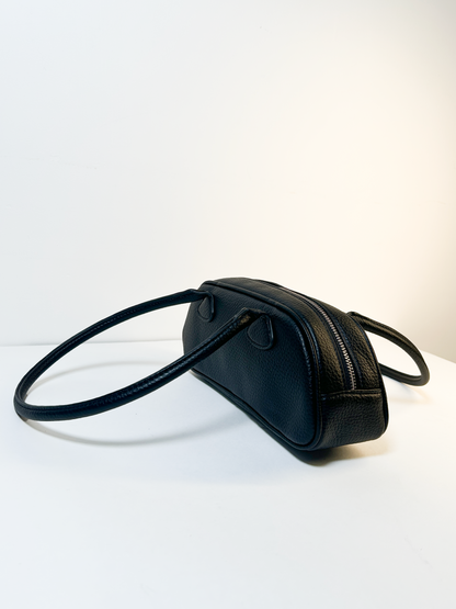Black Miumiu | Shoulder Bag