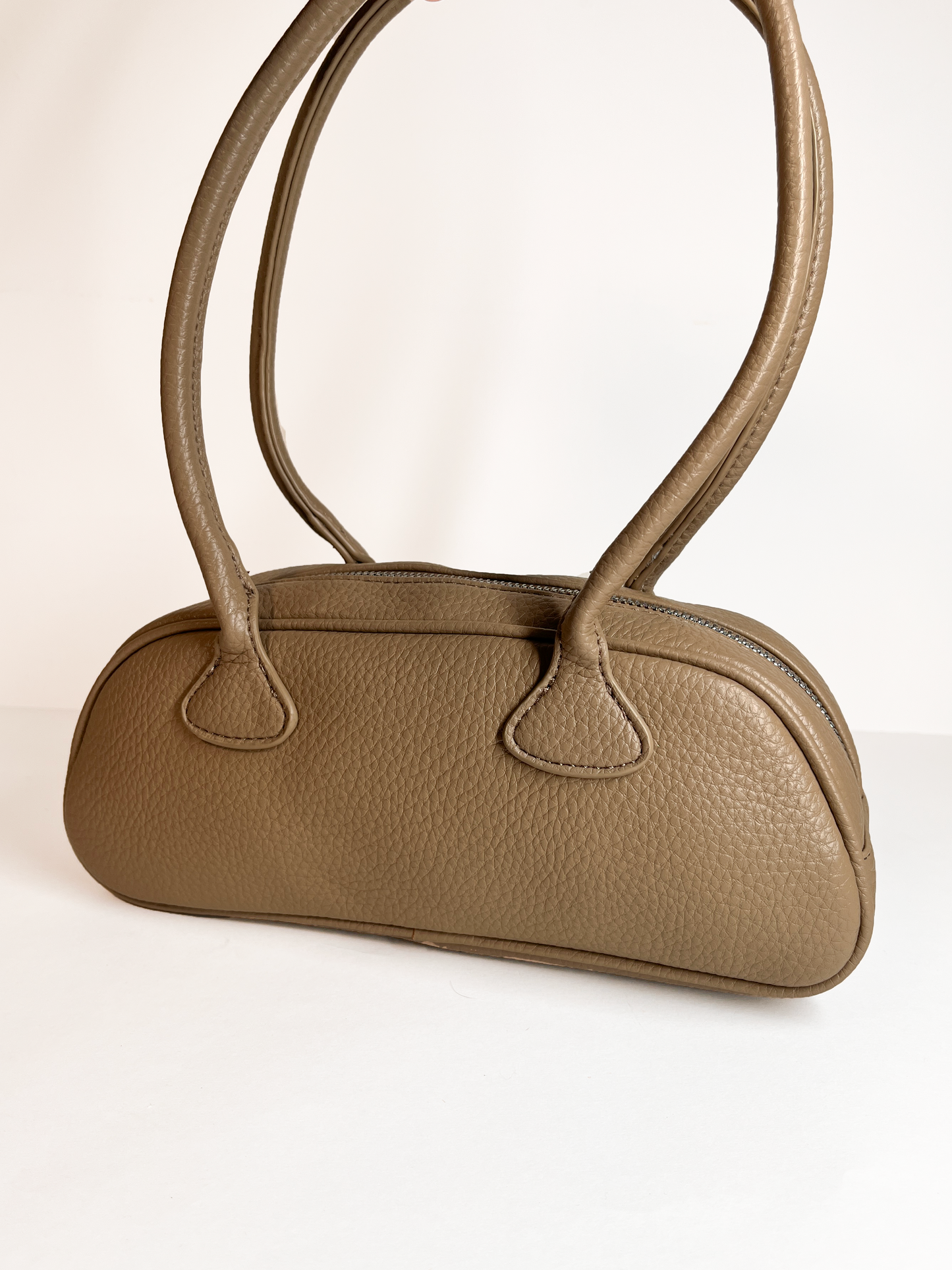 Cream Miumiu | Shoulder Bag
