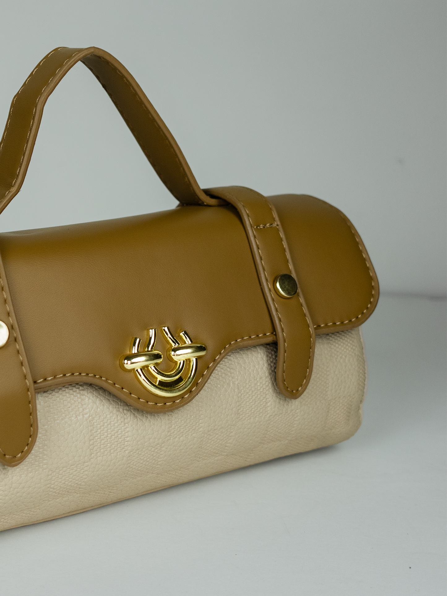 Dream Girl | Beige Crossbody Bag