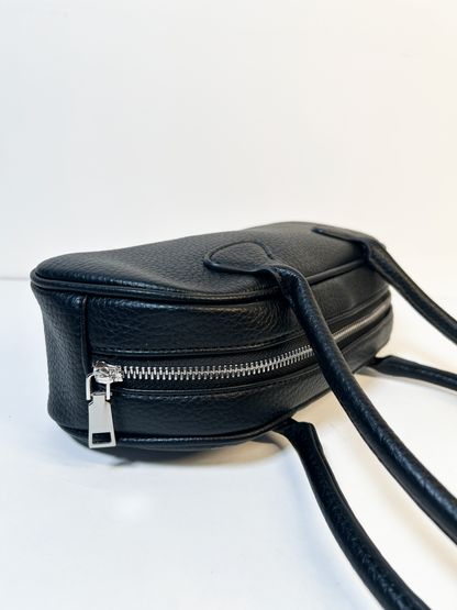 Black Miumiu | Shoulder Bag