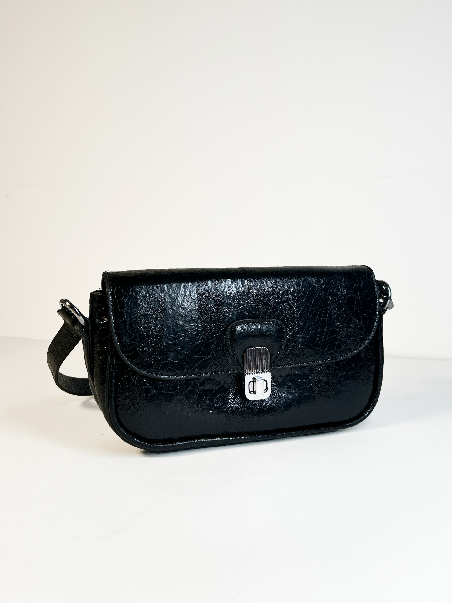 Miss Diva Black | Sling Bag