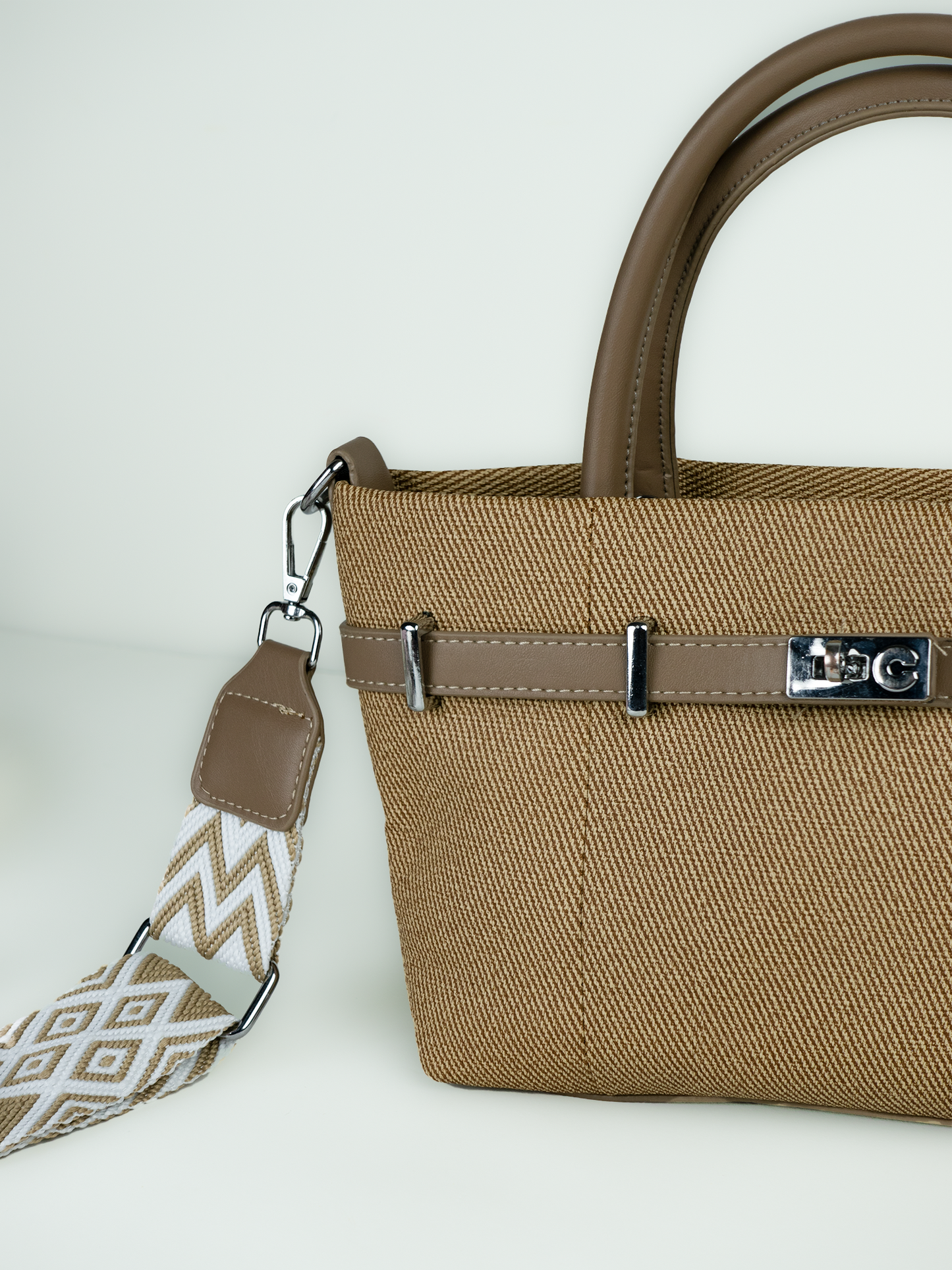 Effortless Chic | Mustard Crossbody Bag
